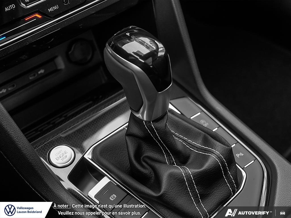 Volkswagen Taos Highline 4MOTION 2026 à Laval, Québec - 14 - w1024h768px