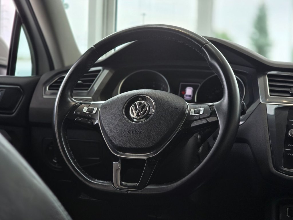 Volkswagen Tiguan Comfortline AWD | TOIT PANO | CUIR | NAV | CARPLAY 2018 à Laval, Québec - 12 - w1024h768px