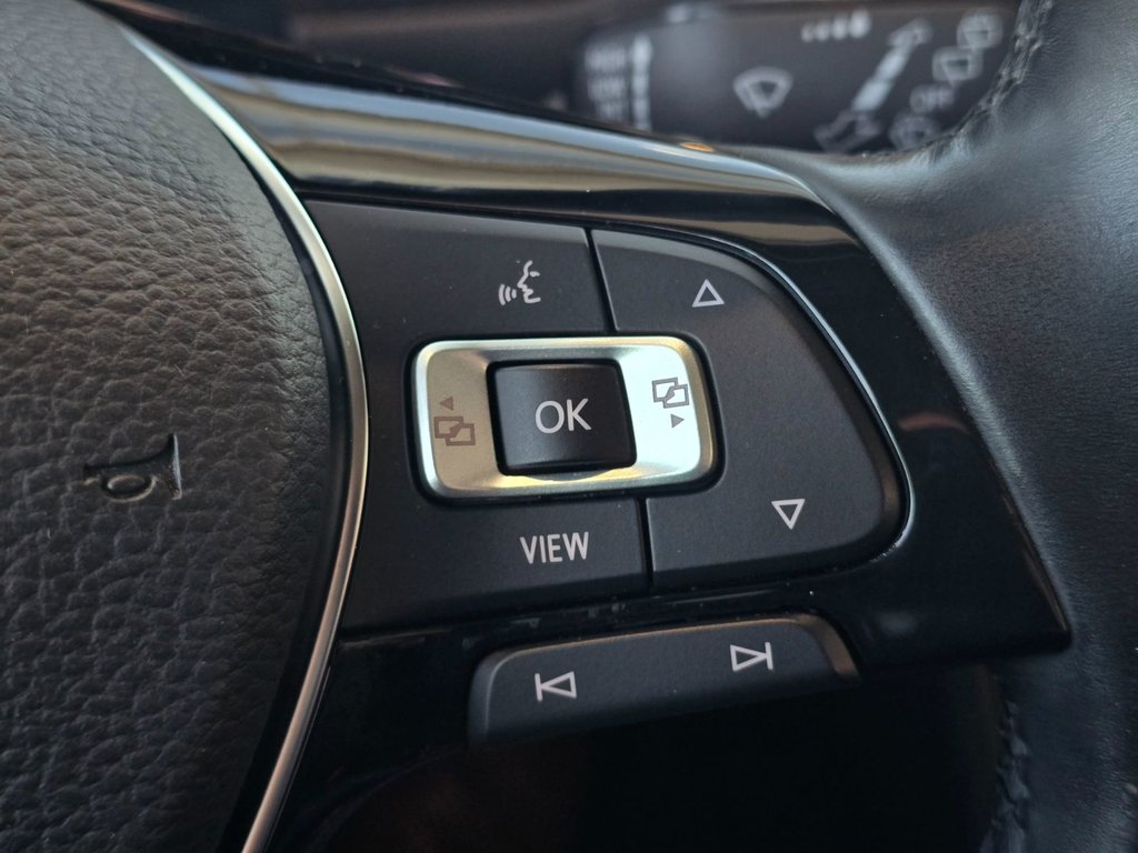 2019 Volkswagen Tiguan Highline | BAS KM | TOIT PANO | CUIR | NAV | +++ in Laval, Quebec - 13 - w1024h768px