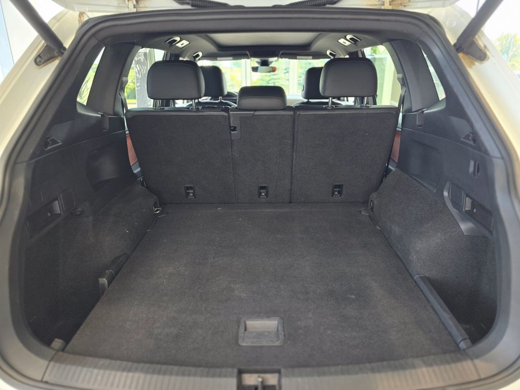 Volkswagen Tiguan Highline R-LINE | TOIT PANO | CUIR 2 TONS | NAV ++ 2020 à Laval, Québec - 9 - w1024h768px