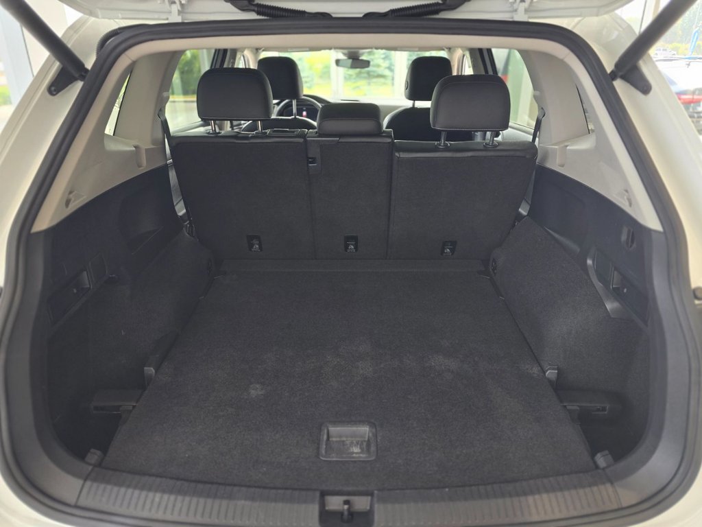 2021 Volkswagen Tiguan Highline | TOIT PANO | NAV | CUIR | CARPLAY | +++ in Laval, Quebec - 9 - w1024h768px