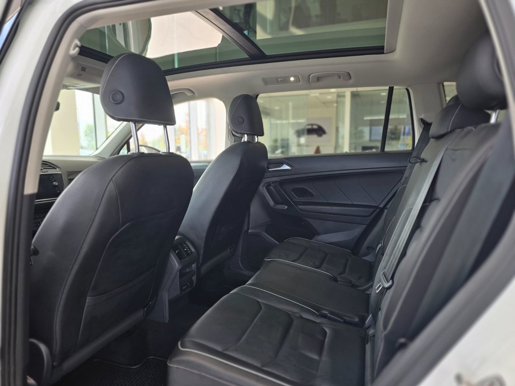 2021 Volkswagen Tiguan Highline | TOIT PANO | NAV | CUIR | CARPLAY | +++ in Laval, Quebec - 10 - w1024h768px