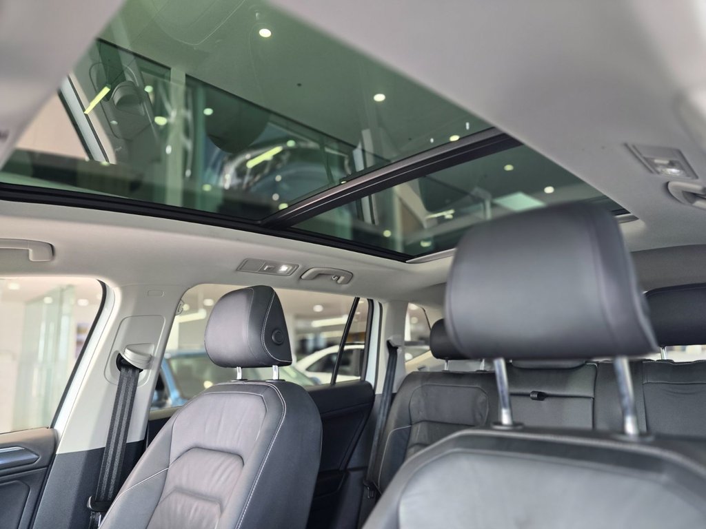 2021 Volkswagen Tiguan Highline | TOIT PANO | NAV | CUIR | CARPLAY | +++ in Laval, Quebec - 19 - w1024h768px
