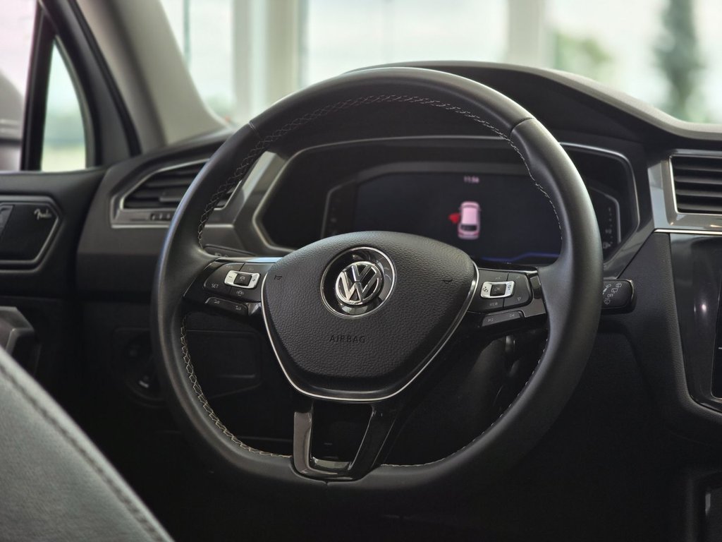 2021 Volkswagen Tiguan Highline | TOIT PANO | NAV | CUIR | CARPLAY | +++ in Laval, Quebec - 12 - w1024h768px