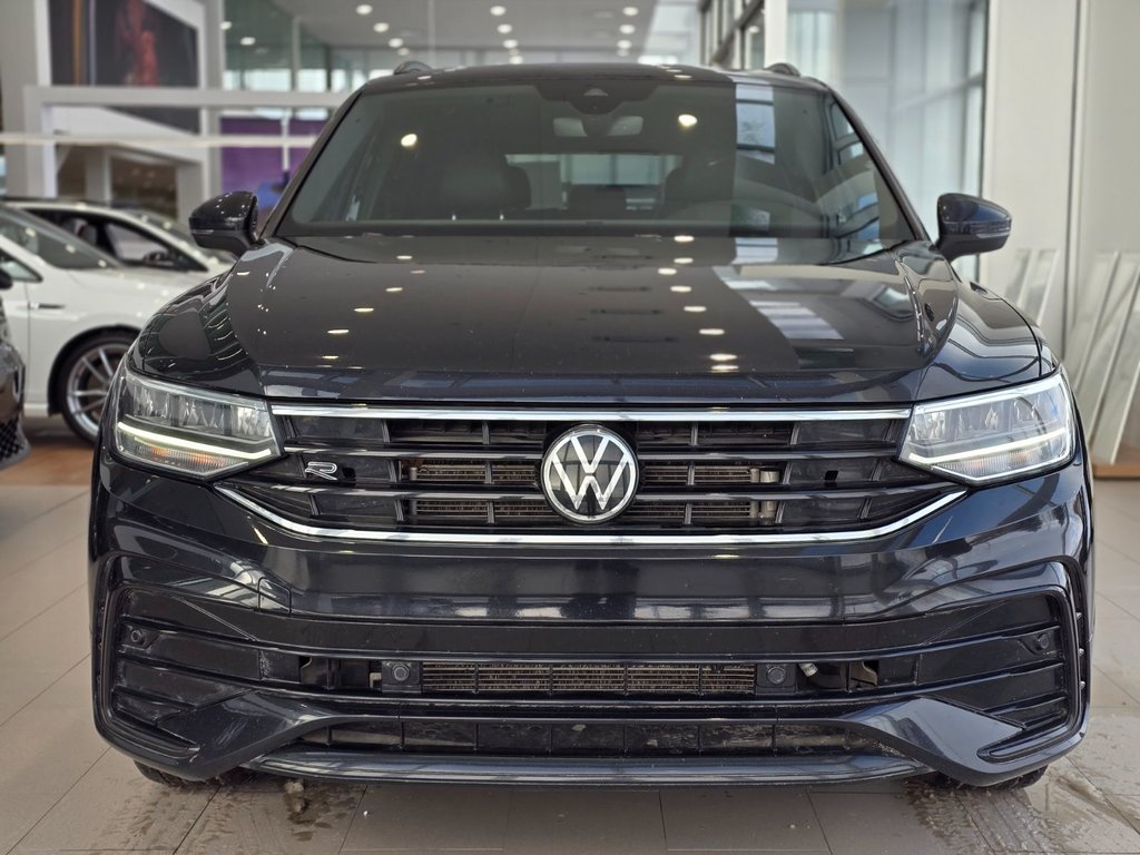 Volkswagen Tiguan Comfortline R-Line Black Edition PANO | CUIR | +++ 2022 à Laval, Québec - 3 - w1024h768px