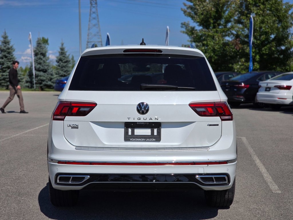 2022 Volkswagen Tiguan Highline R-line DEMARREUR | TOIT PANO | NAV +++ in Laval, Quebec - 7 - w1024h768px
