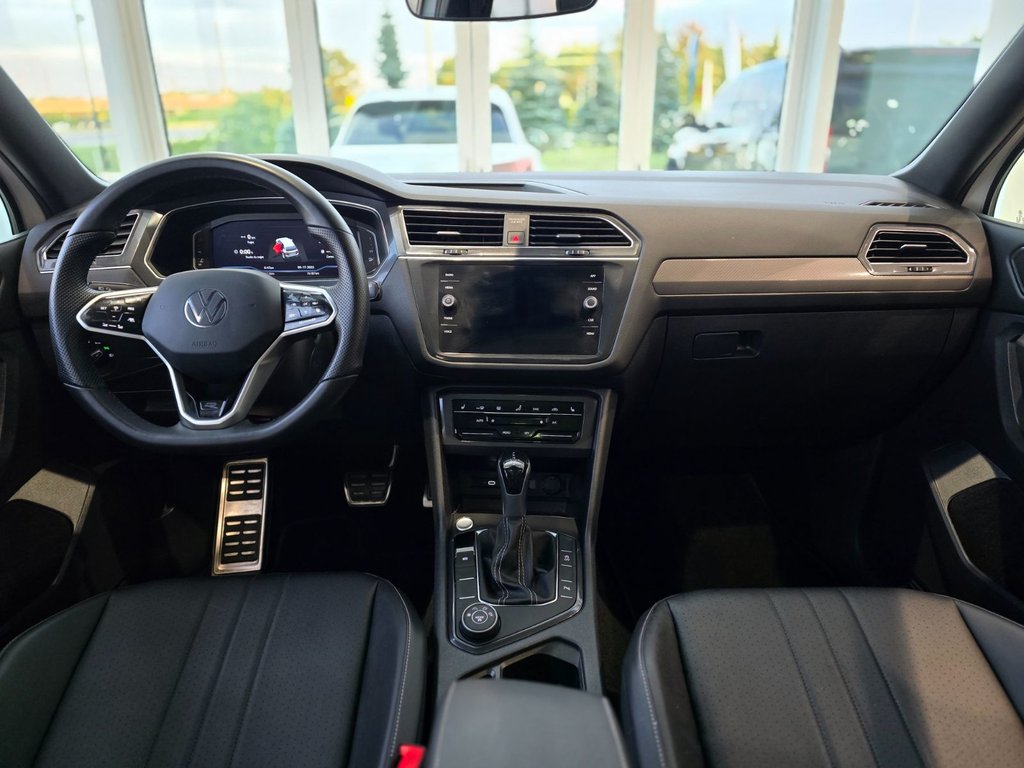 Volkswagen Tiguan Comfortline R-LINE | BLACK PACK | TOIT PANO | CUIR 2022 à Laval, Québec - 11 - w1024h768px