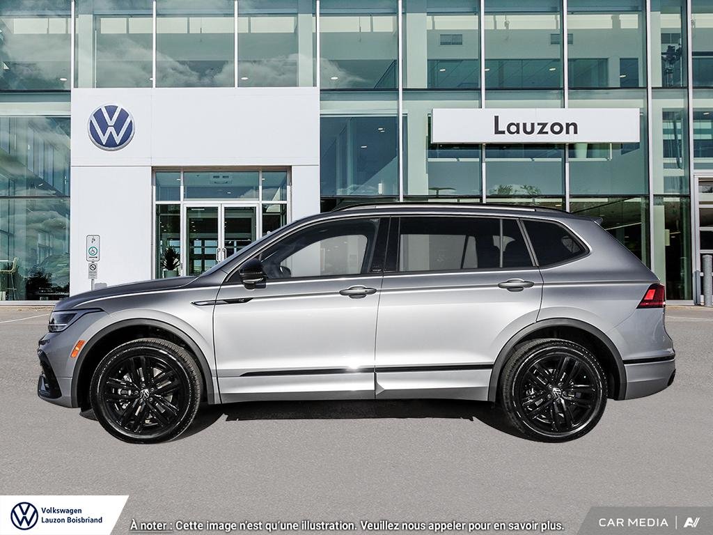 Volkswagen Tiguan Comfortline R-Line Black Edition 2024 à Laval, Québec - 3 - w1024h768px