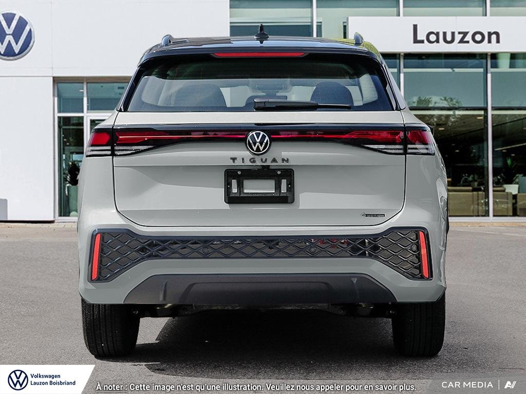 Volkswagen Tiguan Comfortline R-Line Black Edition 2025 à Laval, Québec - 5 - w1024h768px