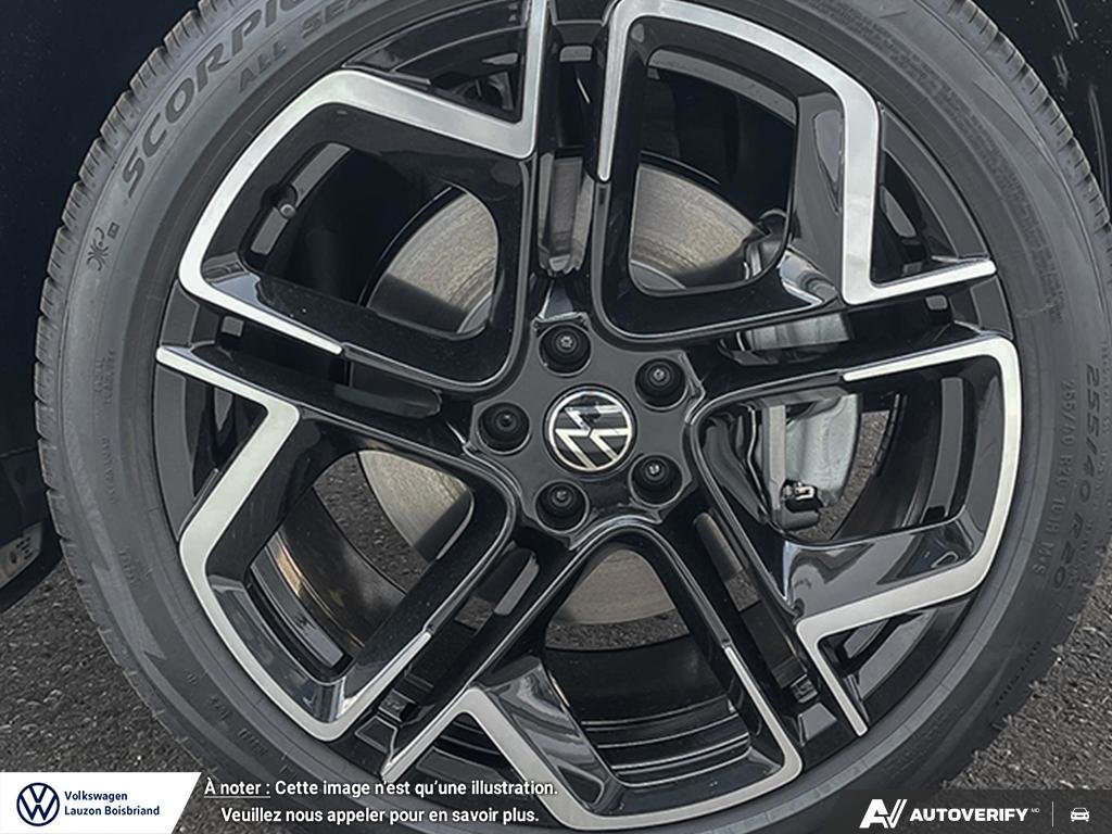 2026 Volkswagen Tiguan Highline Turbo R-Line in Laval, Quebec - 7 - w1024h768px