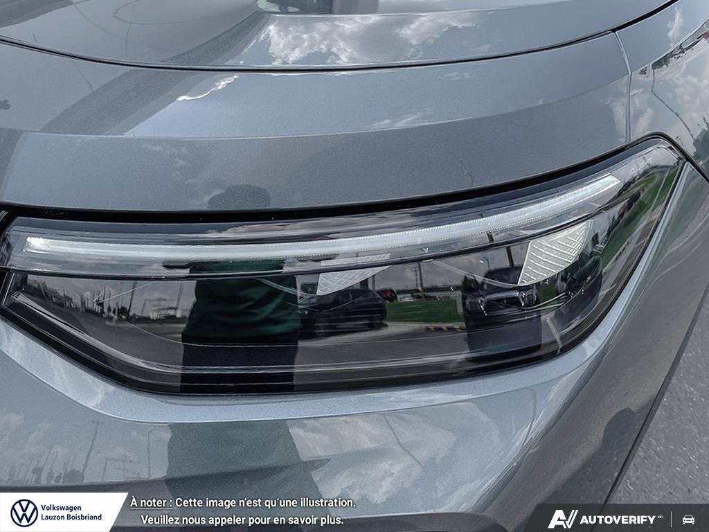 2026 Volkswagen Tiguan Highline Turbo R-Line in Laval, Quebec - 9 - w1024h768px