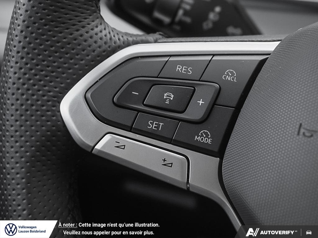 Volkswagen Tiguan Highline Turbo R-Line 2026 à Laval, Québec - 15 - w1024h768px