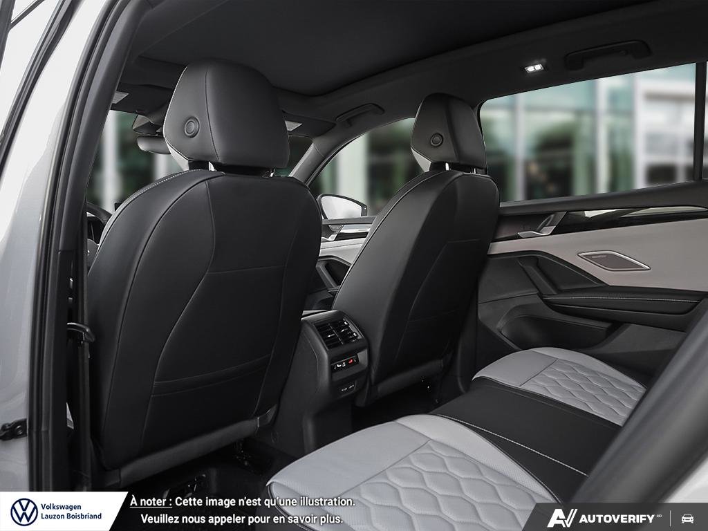 Volkswagen Tiguan Highline Turbo R-Line 2026 à Laval, Québec - 22 - w1024h768px
