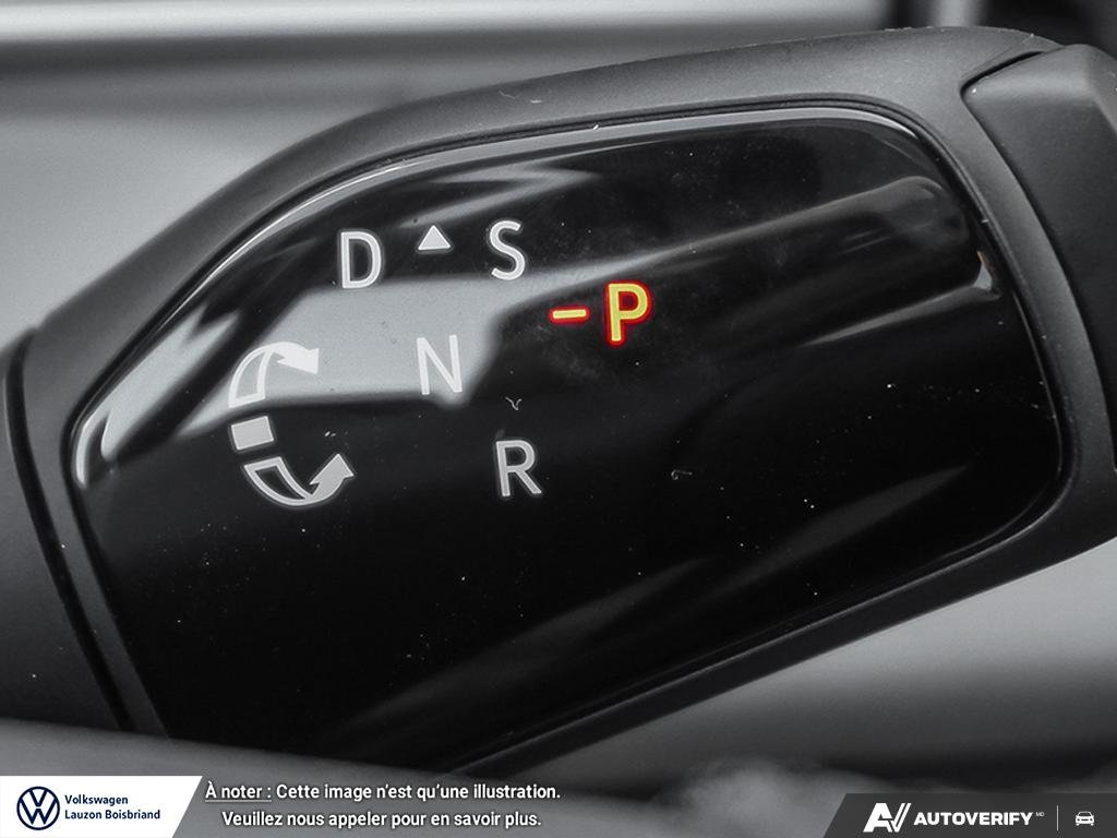 Volkswagen Tiguan Highline Turbo R-Line 2026 à Laval, Québec - 16 - w1024h768px
