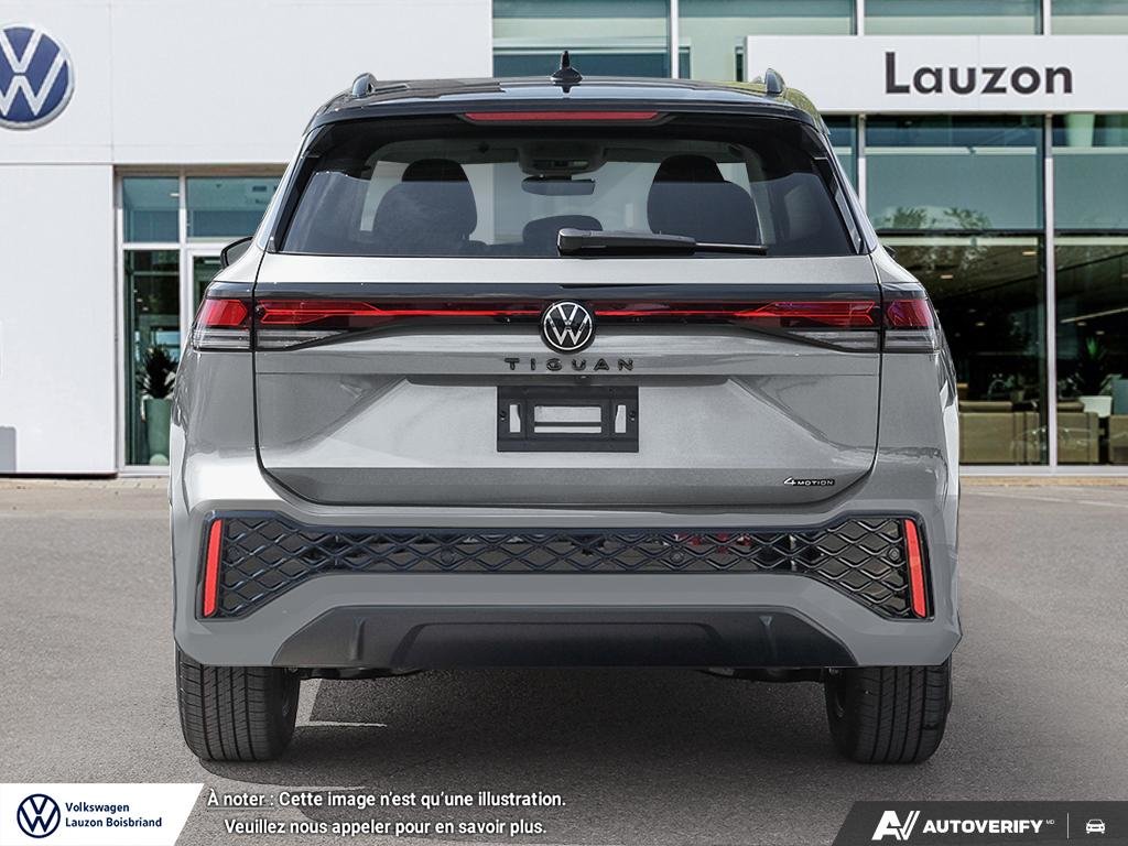Volkswagen Tiguan Comfortline R-Line Black Edition 2026 à Laval, Québec - 5 - w1024h768px