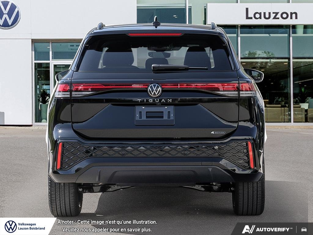 Volkswagen Tiguan Comfortline R-Line Black Edition 2026 à Laval, Québec - 5 - w1024h768px