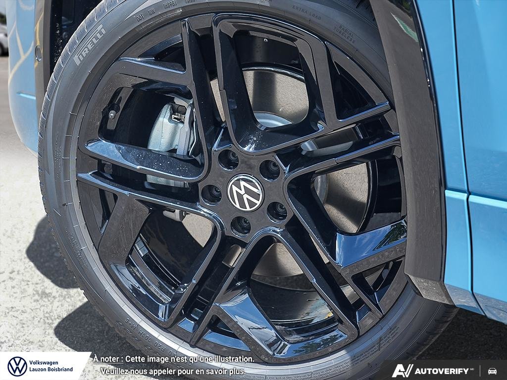 2026 Volkswagen Tiguan Comfortline R-Line Black Edition 4MOTION in Laval, Quebec - 8 - w1024h768px