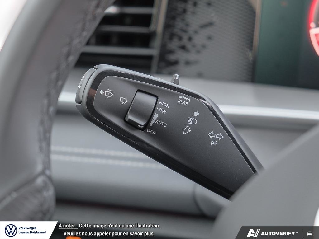 Volkswagen Tiguan Comfortline R-Line Black Edition 4MOTION 2026 à Laval, Québec - 25 - w1024h768px