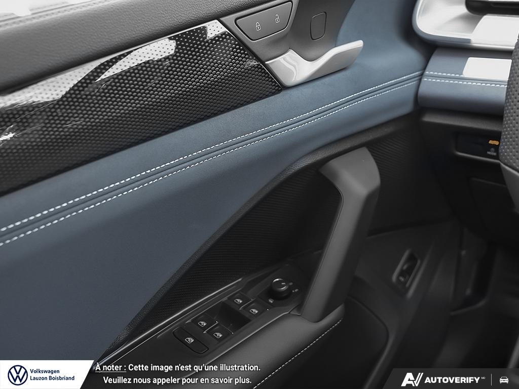 2026 Volkswagen Tiguan Comfortline R-Line Black Edition 4MOTION in Laval, Quebec - 12 - w1024h768px