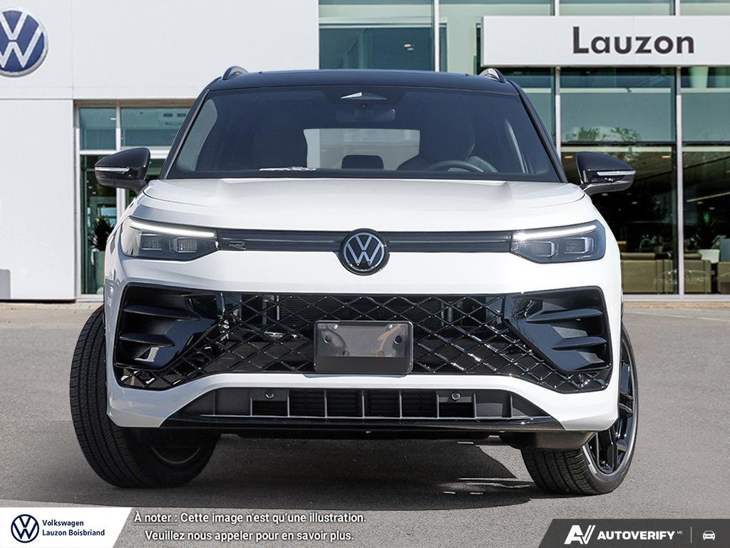 2026 Volkswagen Tiguan Comfortline R-Line Black Edition 4MOTION in Laval, Quebec - 2 - w1024h768px