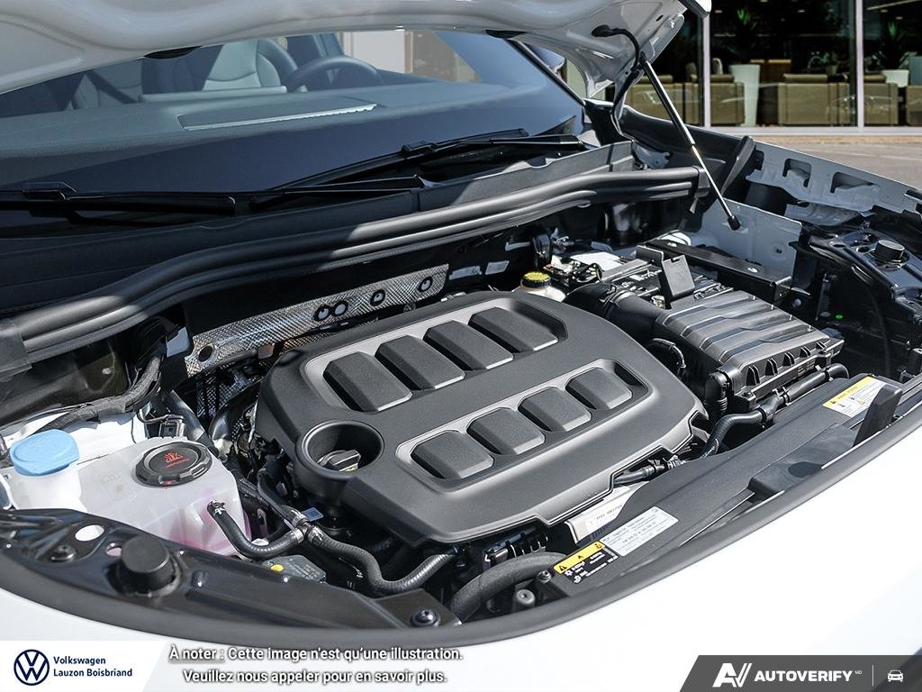 2026 Volkswagen Tiguan Comfortline R-Line Black Edition 4MOTION in Laval, Quebec - 6 - w1024h768px