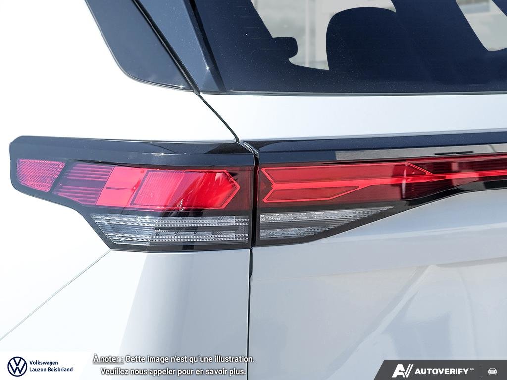 2026 Volkswagen Tiguan Comfortline R-Line Black Edition 4MOTION in Laval, Quebec - 11 - w1024h768px