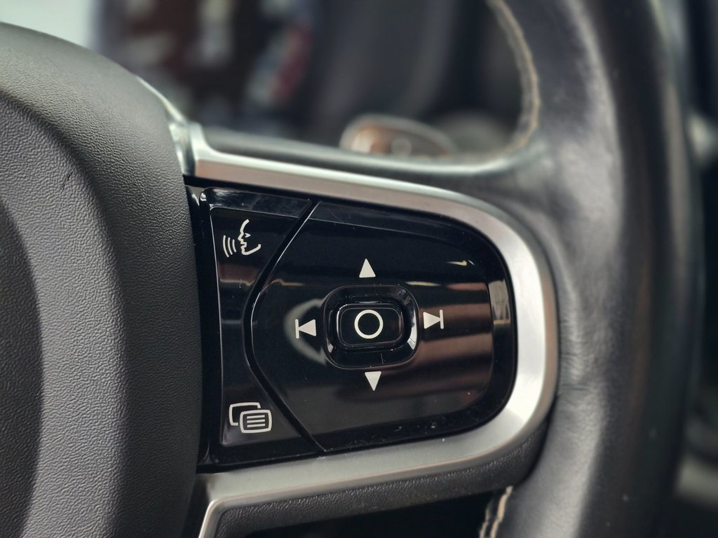 Volvo S60 T6 R-Design TOIT | CUIR | NAV | CARPLAY | AWD 2019 à Laval, Québec - 14 - w1024h768px