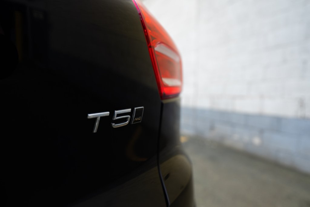 2021 Volvo XC40 Momentum-6