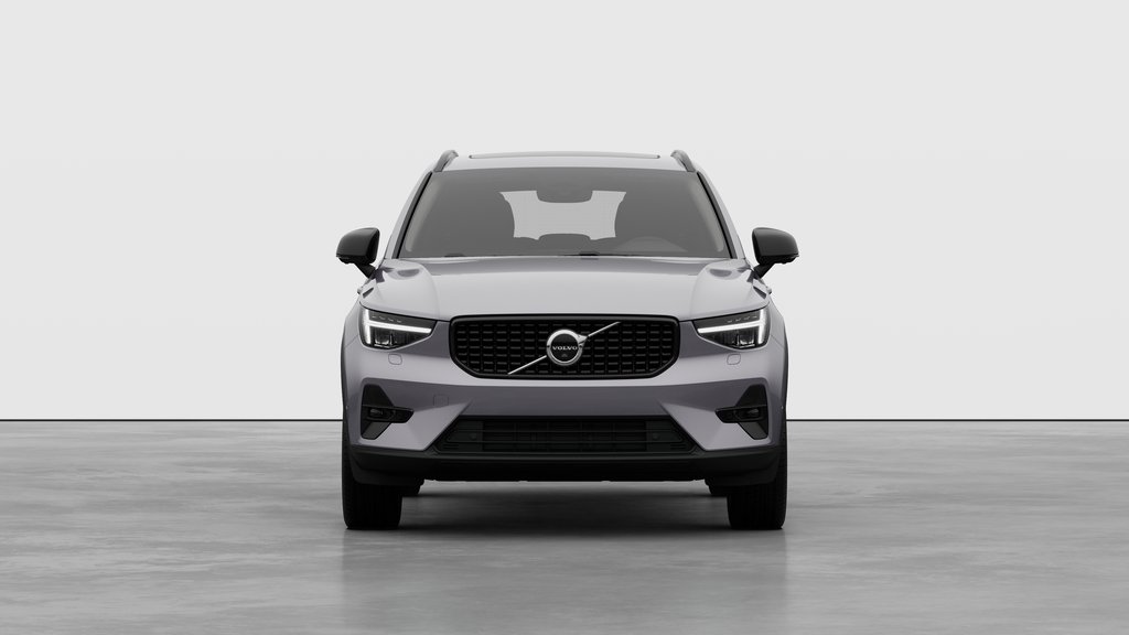 2026 Volvo XC40 Plus (Dark Theme)-4