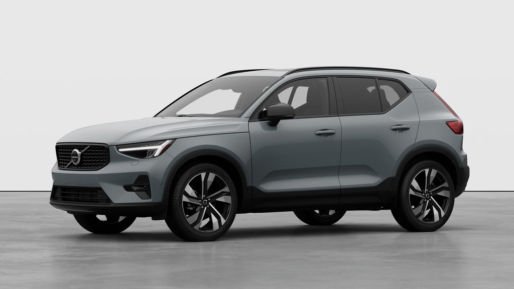 2026 Volvo XC40 Plus (Dark Theme)-0