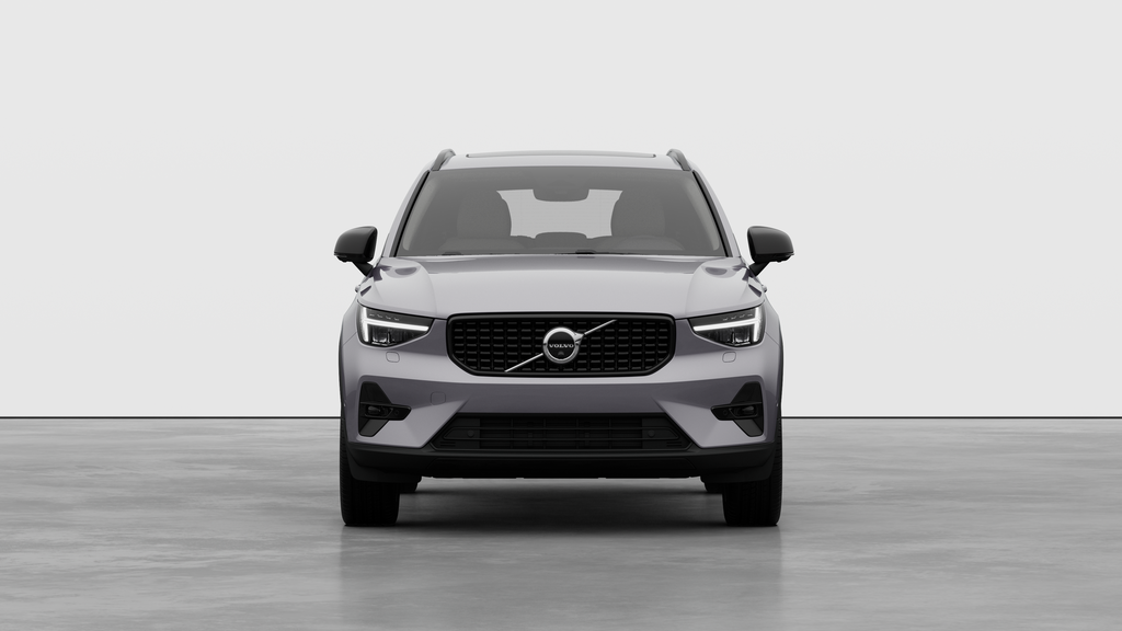 2026 Volvo XC40 Plus (Dark Theme)-4