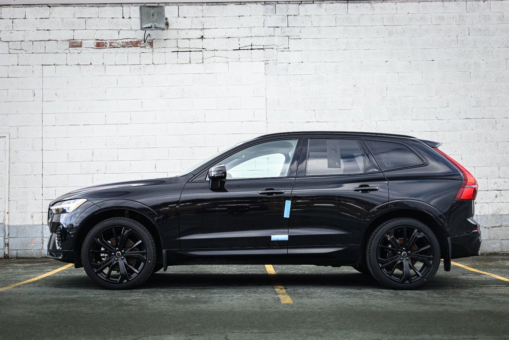 2026 Volvo XC60 Plug-in hybrid Ultra Black Edition-0