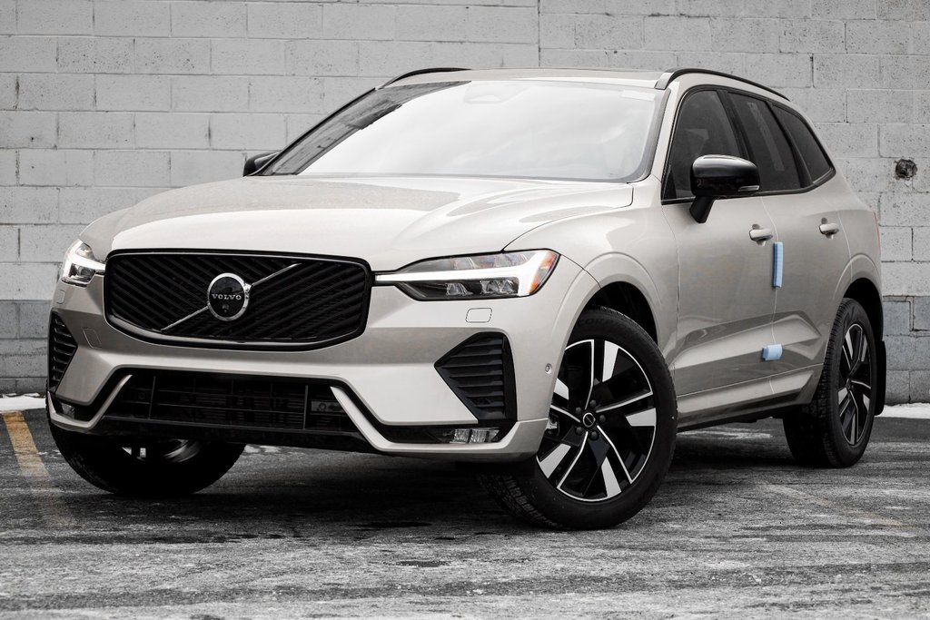 2026 Volvo XC60 Plus-2