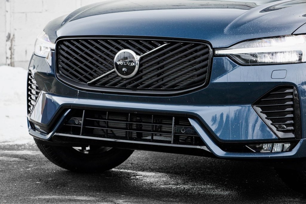 2026 Volvo XC60 Core-1