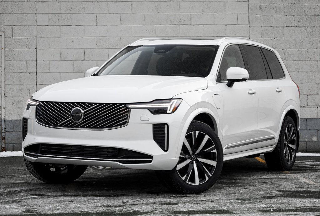 2026 Volvo XC90 Plug-in hybrid Core 7-Seater (Bright Theme)-2