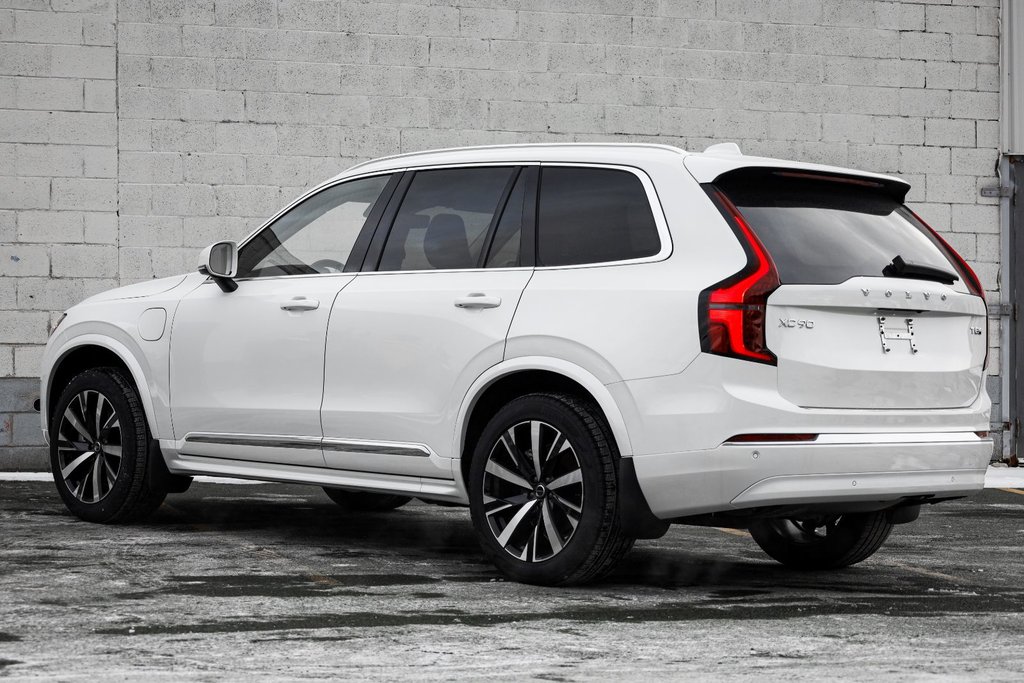 2026 Volvo XC90 Plug-in hybrid Core 7-Seater (Bright Theme)-7
