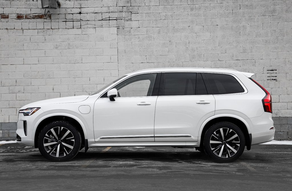 2026 Volvo XC90 Plug-in hybrid Core 7-Seater (Bright Theme)-0