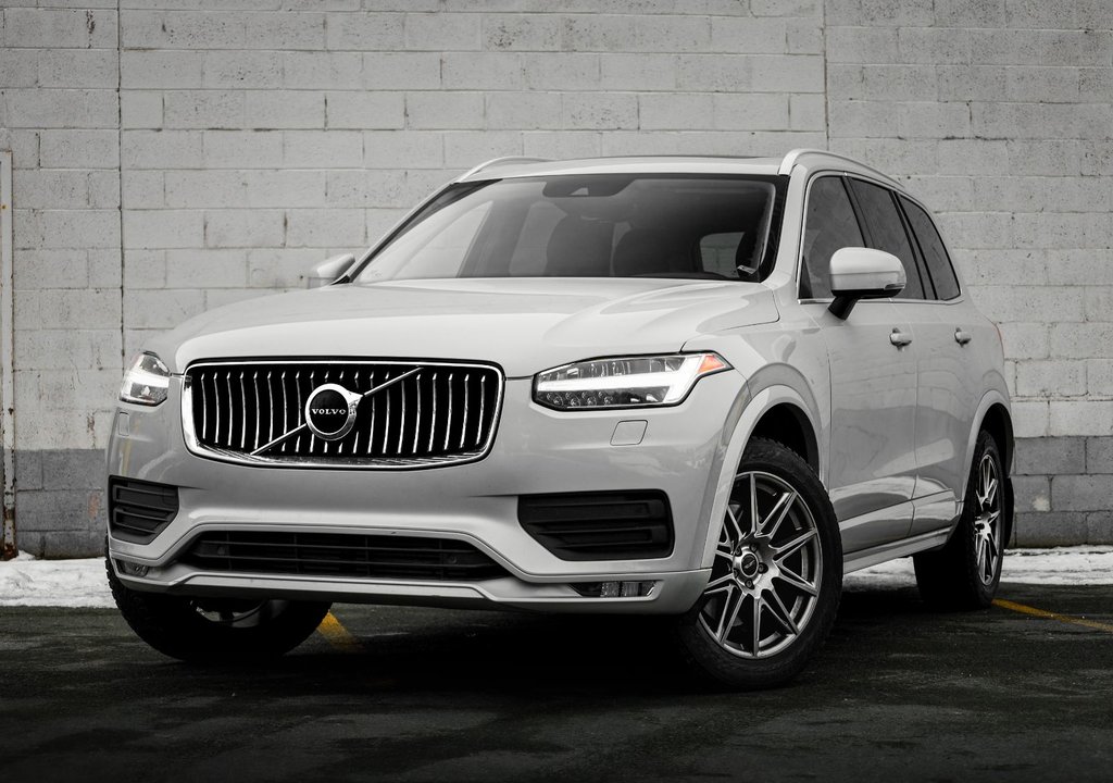 2022 Volvo XC90 Momentum-2