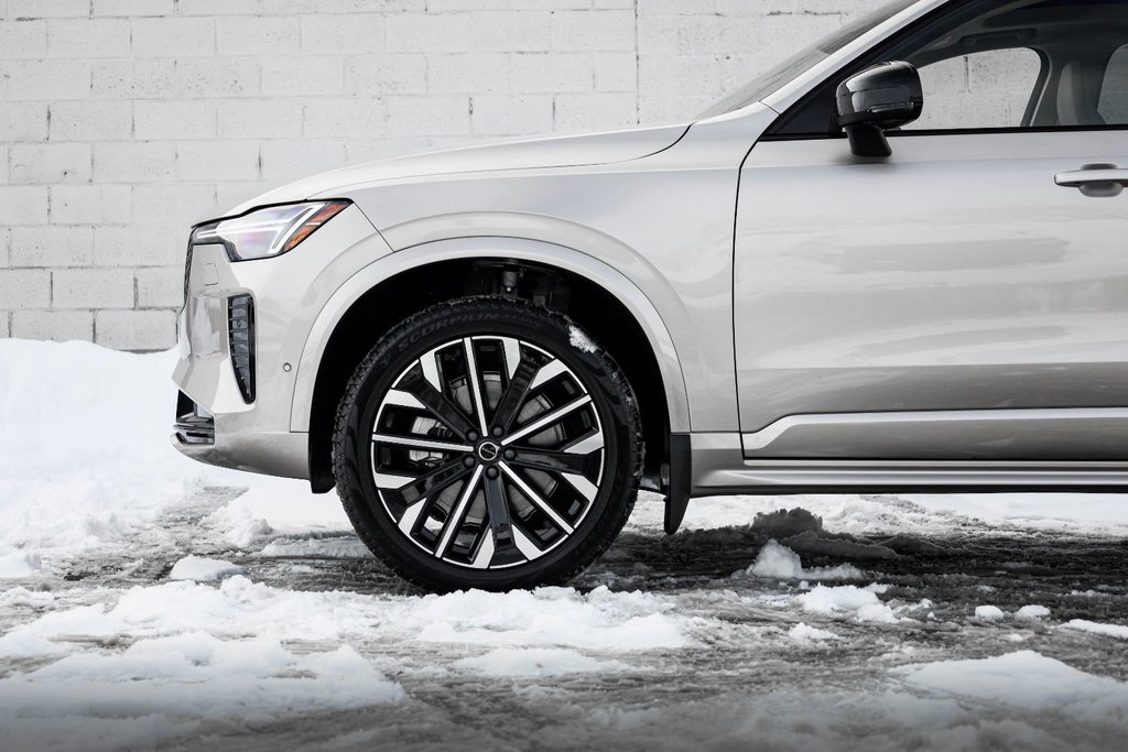 2026 Volvo XC90 Ultra 7-Seater (Dark Theme)-1