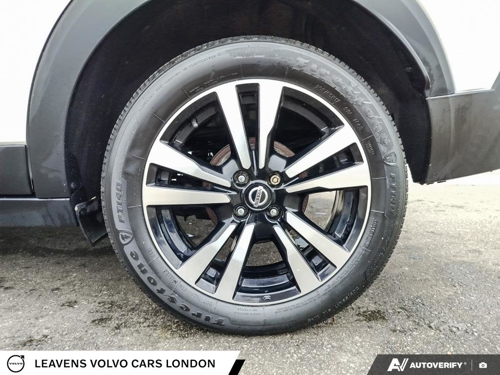 2019 Nissan KICKS SR-5