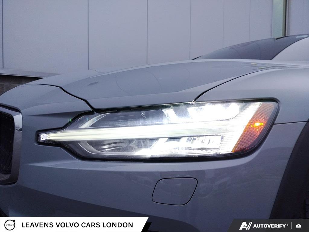 2026 Volvo V60 CROSS COUNTRY ULTRA-7