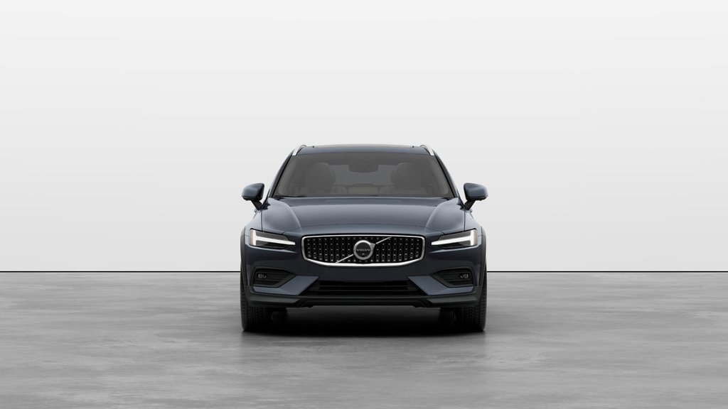 2026 Volvo V60 CROSS COUNTRY ULTRA-2