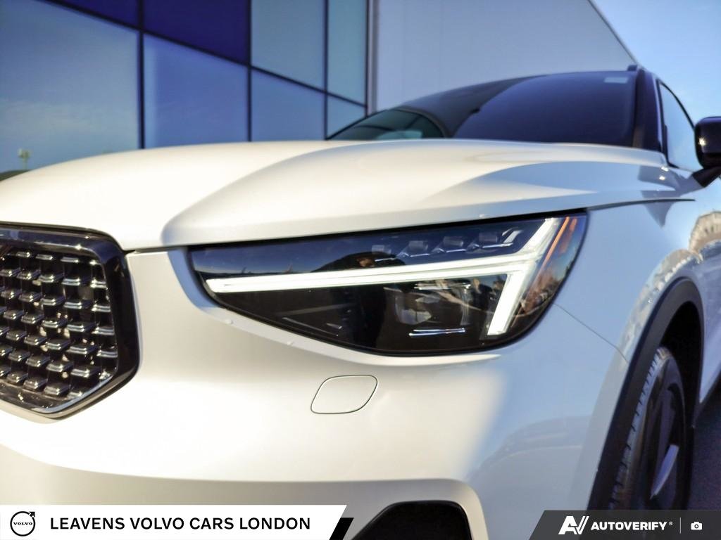 2026 Volvo XC40 ULTRA BLACK EDITION-7