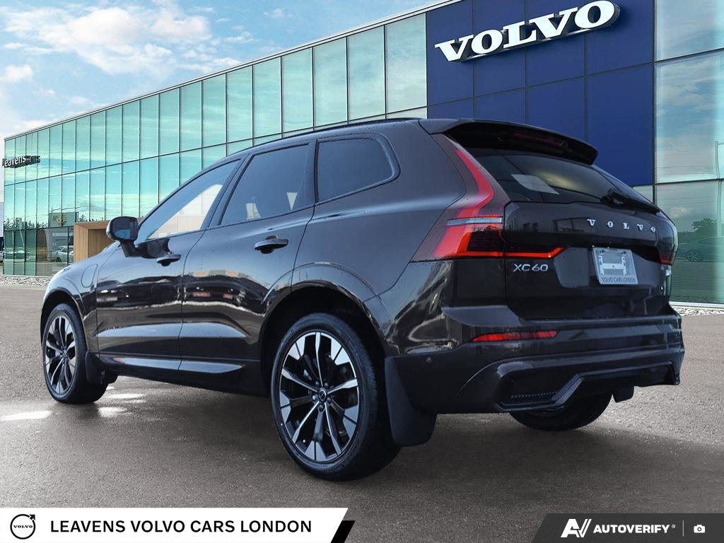 2026 Volvo XC60 PLUG-IN HYBRID PLUS DARK THEME-3