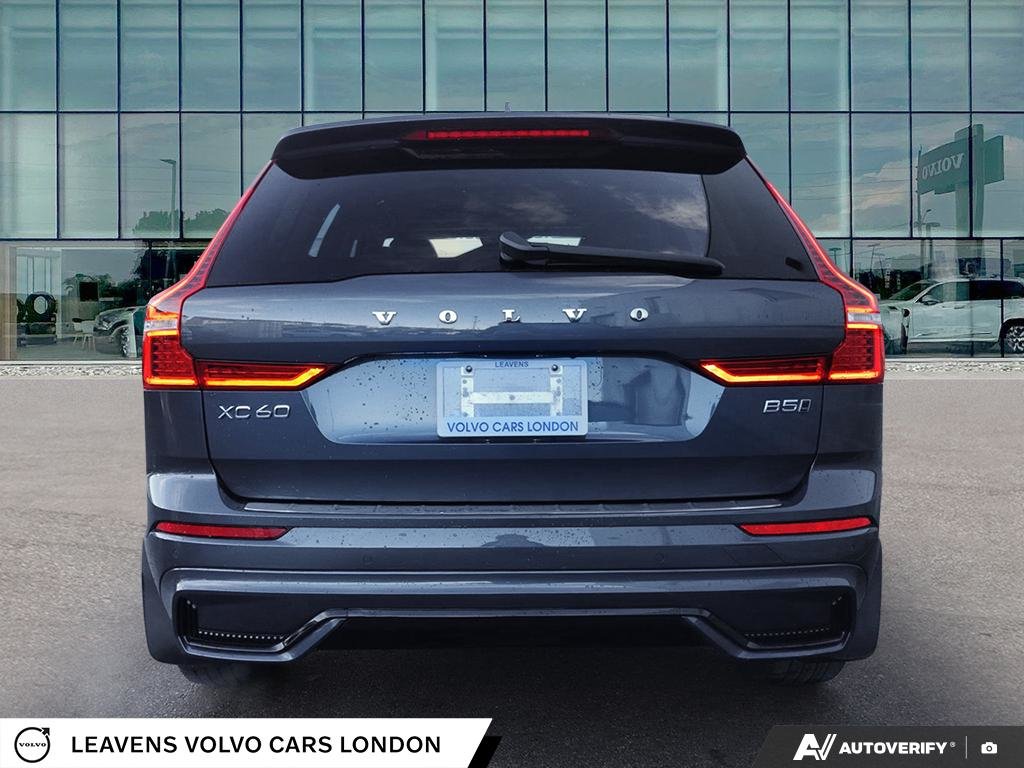 2024 Volvo XC60 PLUS DARK THEME-4