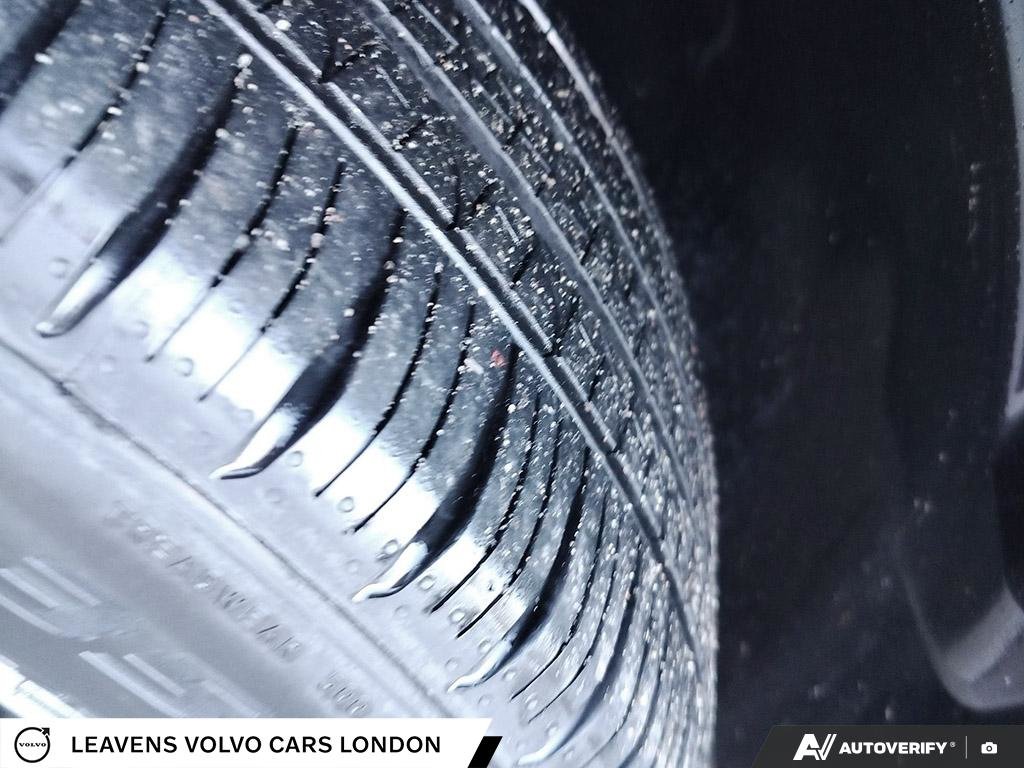 2024 Volvo XC60 PLUS DARK THEME-6