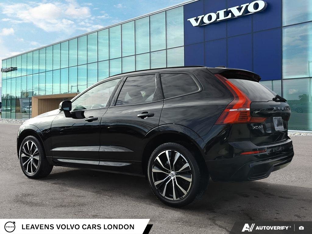 2025 Volvo XC60 PLUS DARK THEME-3