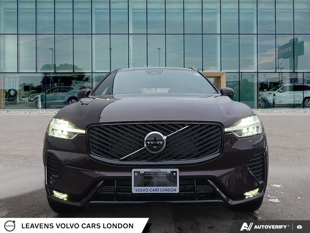 2026 Volvo XC60 PLUS DARK THEME-1