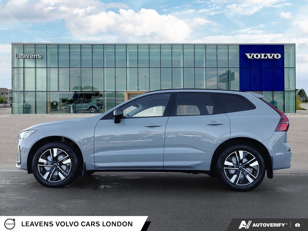 2026 Volvo XC60 PLUS DARK THEME-2