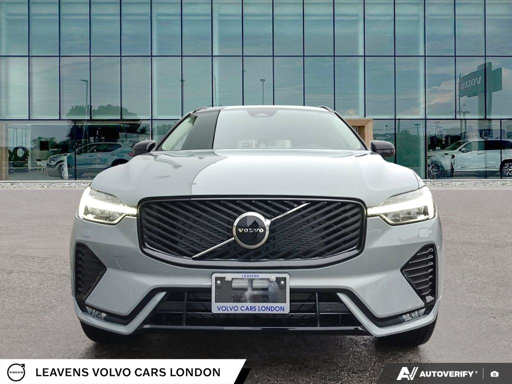 2026 Volvo XC60 CORE DARK THEME-1